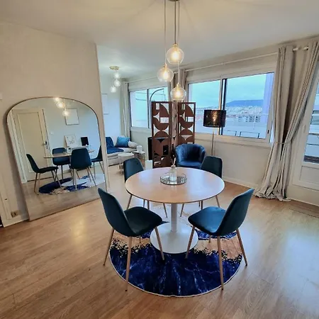 Apartment G'art Deco, 2 Terrasses & Vue Puys, Gare & Centre *