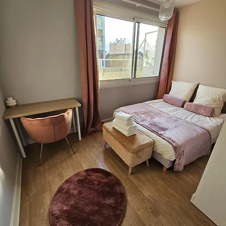 G'art Déco - Clermont, 2 Terrasses&vue Sur Puys Appartement *
