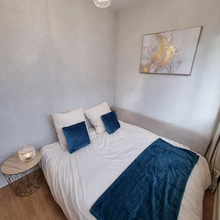 G'art Déco - Clermont, 2 Terrasses&vue Sur Puys Appartement *